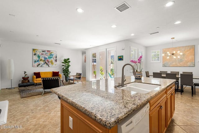 1346 Estuary Way, Oxnard, CA 93035 — photo 12 of 58