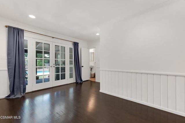 22438 Venido Road, Woodland Hills, CA 91364 — photo 10 of 29