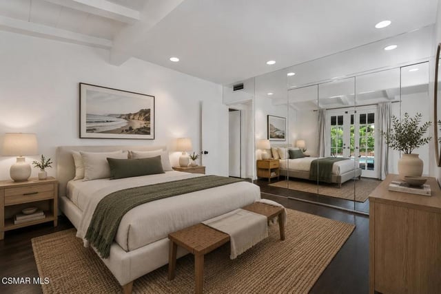 22438 Venido Road, Woodland Hills, CA 91364 — photo 12 of 29