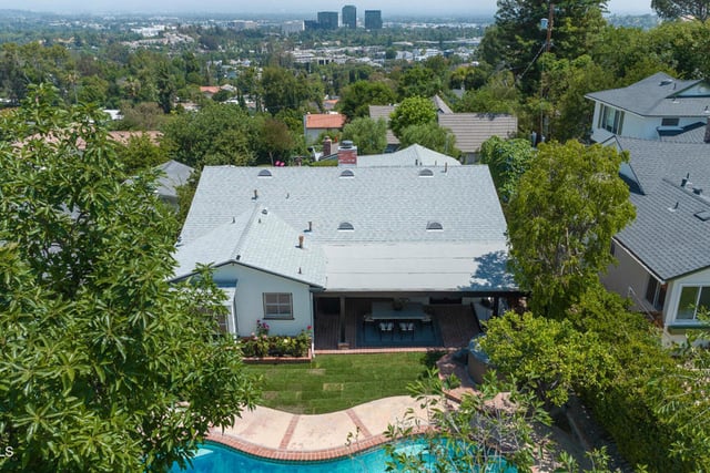 22438 Venido Road, Woodland Hills, CA 91364 — photo 25 of 29
