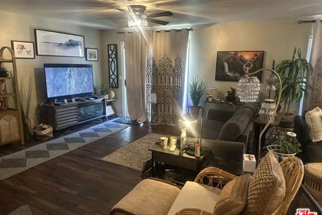 6733 Bernal Street, Simi Valley, CA 93063 — photo 5 of 8