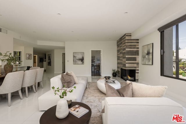 4460 Wilshire Boulevard 207, Los Angeles, CA 90010 — photo 10 of 66