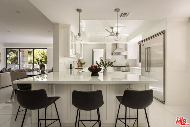 4460 Wilshire Boulevard 207, Los Angeles, CA 90010 — photo 29 of 66