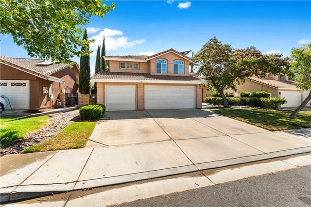 40059 Lloyds Court, Palmdale, CA 93551 — photo 3 of 58