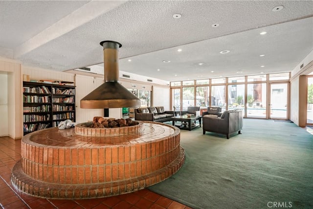 6000 Canterbury Drive D113, Culver City, CA 90230 — photo 4 of 33