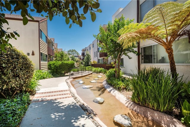6000 Canterbury Drive D113, Culver City, CA 90230 — photo 9 of 33