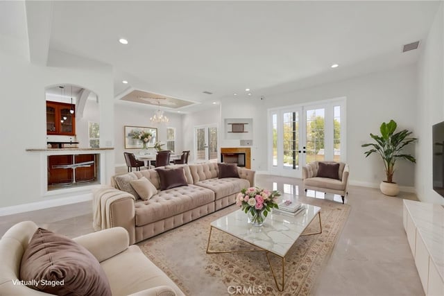 3260 Inglewood, Los Angeles, CA 90066 — photo 10 of 65