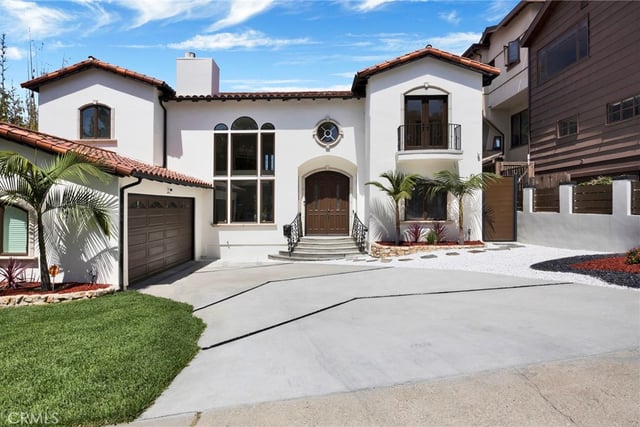 3260 Inglewood, Los Angeles, CA 90066 — photo 3 of 65