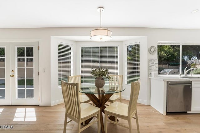 263 Fox Hills Drive, Thousand Oaks, CA 91361 — photo 7 of 31