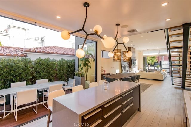 708 Hampton Drive, Venice, CA 90291 — photo 15 of 57
