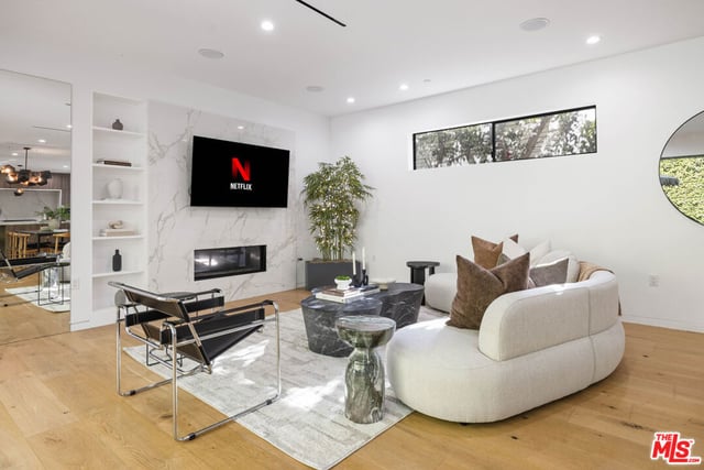 462 N Croft Avenue, Los Angeles, CA 90048 — photo 17 of 67