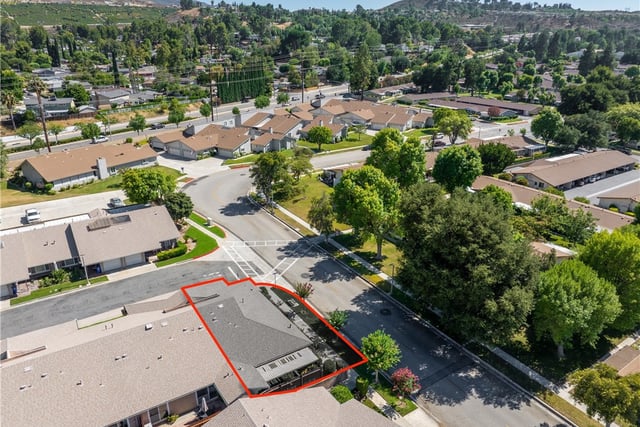 18927 Circle Of Friends, Newhall, CA 91321 — photo 31 of 38