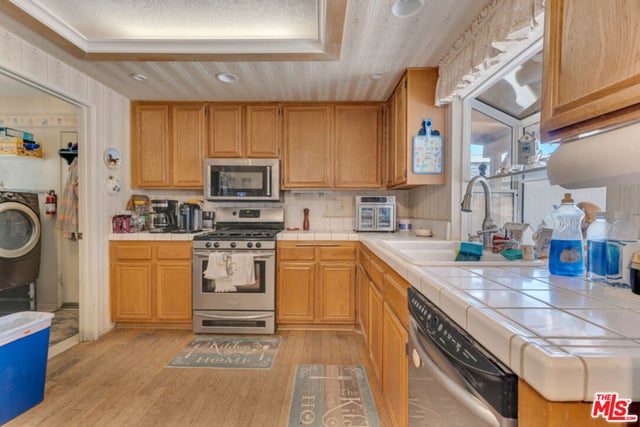 11734 Chisholm Court, Agua Dulce, CA 91390 — photo 17 of 45