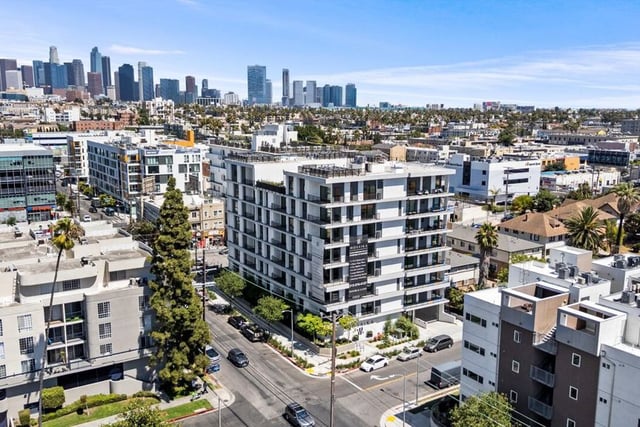 904 S New Hampshire Avenue 407, Los Angeles, CA 90006 — photo 28 of 40