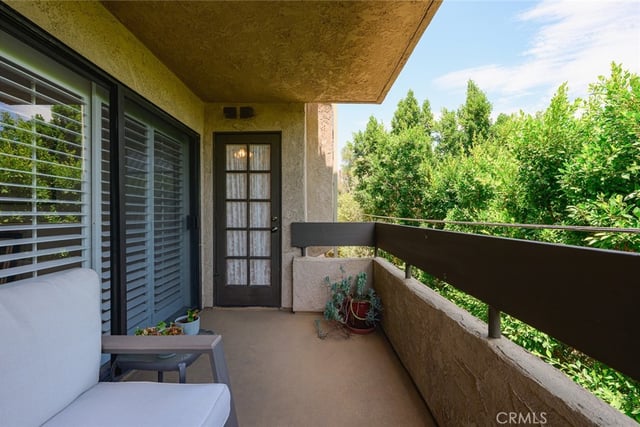 640 S Lake 203, Pasadena, CA 91106 — photo 14 of 44
