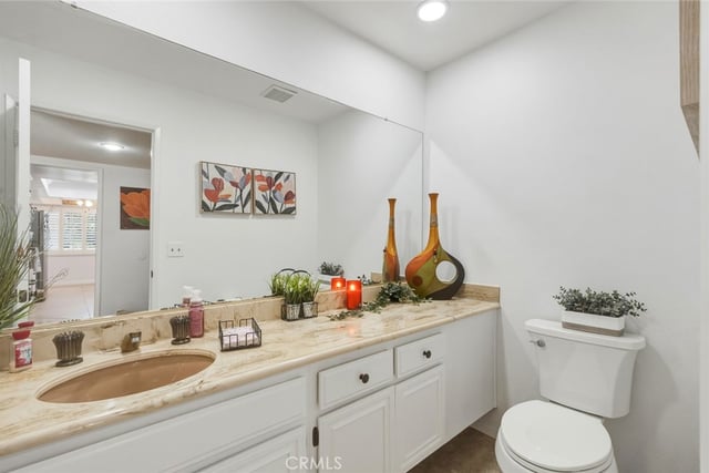 640 S Lake 203, Pasadena, CA 91106 — photo 7 of 44