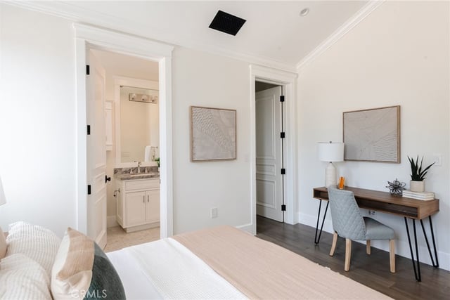 10555 Holman, Los Angeles, CA 90024 — photo 42 of 59