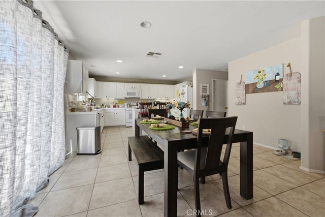 2802 Pewter, Palmdale, CA 93550 — photo 11 of 21