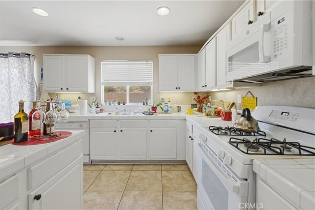 2802 Pewter, Palmdale, CA 93550 — photo 13 of 21