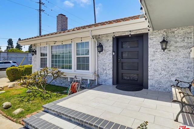12449 Allin Street, Los Angeles, CA 90066 — photo 6 of 71
