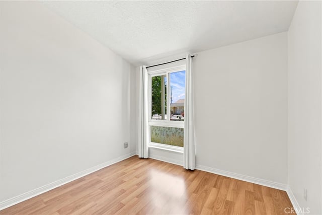 249 Dryden St., Thousand Oaks, CA 91360 — photo 10 of 19