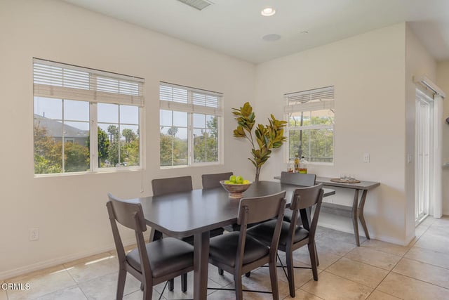 735 Garonne Street, Oxnard, CA 93036 — photo 9 of 23