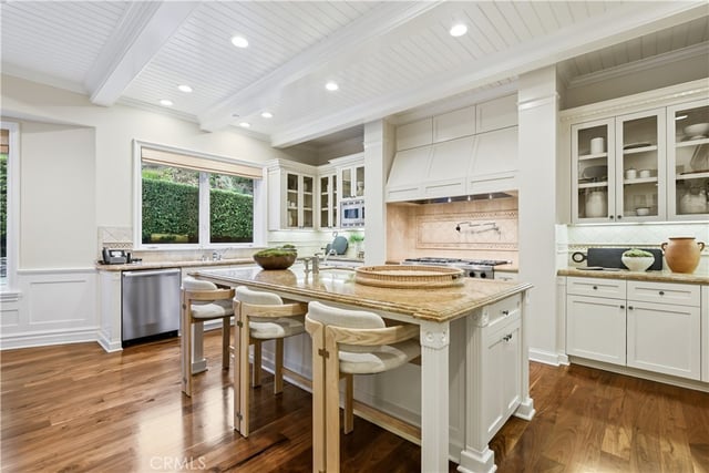 1502 Bienveneda, Pacific Palisades, CA 90272 — photo 13 of 47