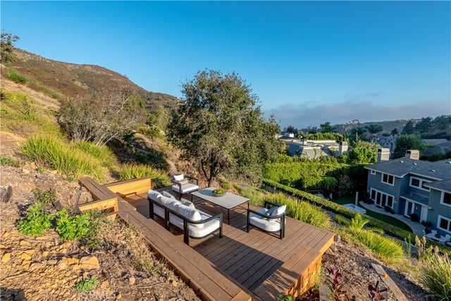 1502 Bienveneda, Pacific Palisades, CA 90272 — photo 45 of 47