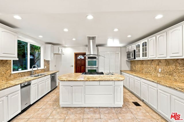 1029 N Beverly Glen Boulevard, Los Angeles, CA 90077 — photo 12 of 56