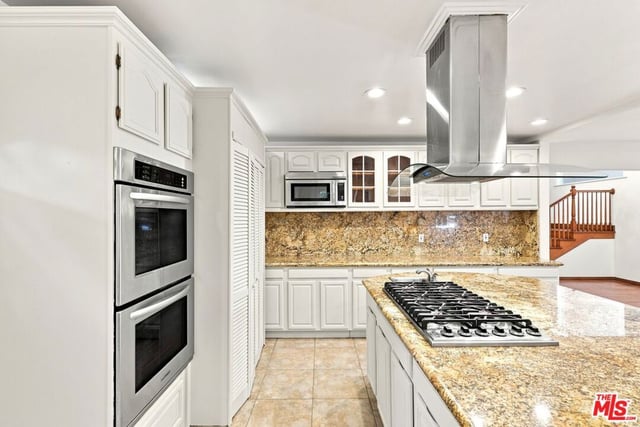 1029 N Beverly Glen Boulevard, Los Angeles, CA 90077 — photo 16 of 56