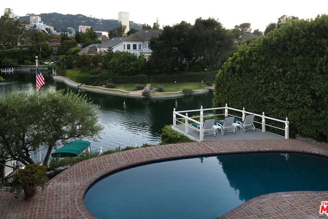 10030 Toluca Lake Avenue, Toluca Lake, CA 91602 — photo 35 of 43