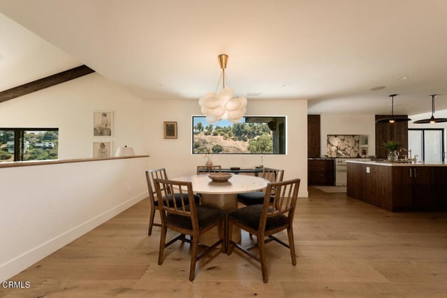 3250 Coldwater Canyon Avenue, Los Angeles, CA 91604 — photo 11 of 34
