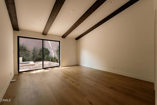 3250 Coldwater Canyon Avenue, Los Angeles, CA 91604 — photo 29 of 34