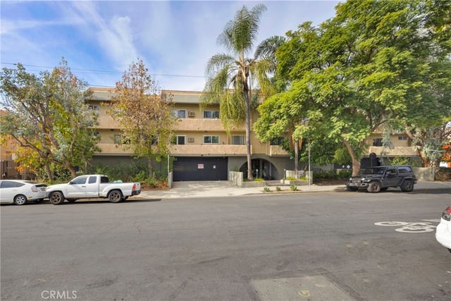 1351 N Orange Drive 205, Los Angeles, CA 90028 — photo 28 of 50