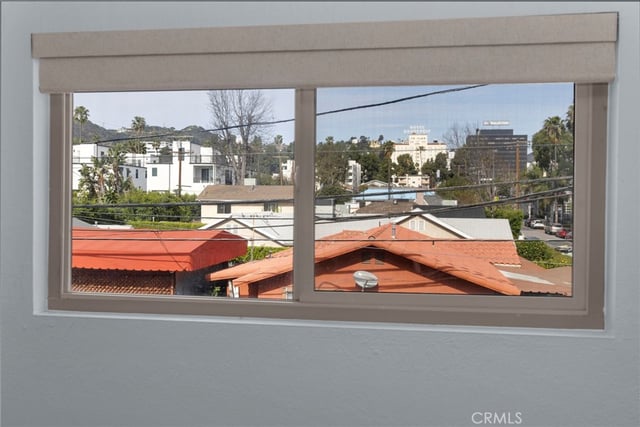 1351 N Orange Drive 205, Los Angeles, CA 90028 — photo 38 of 50