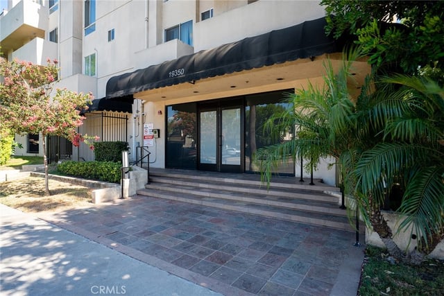 19350 Sherman Way 139, Reseda, CA 91335 — photo 12 of 15