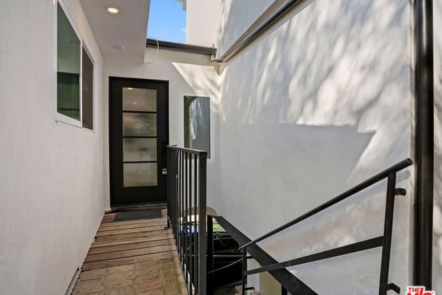6900 Treasure Trail, Los Angeles, CA 90068 — photo 29 of 43