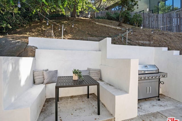 6900 Treasure Trail, Los Angeles, CA 90068 — photo 37 of 43