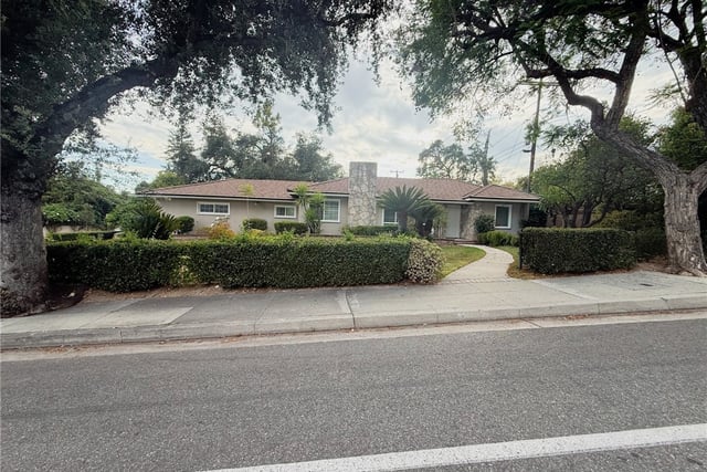 1705 N Santa Anita, Arcadia, CA 91006 — photo 2 of 37