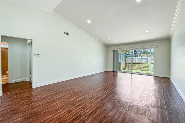 42203 Village 42, Camarillo, CA 93012 — photo 6 of 45