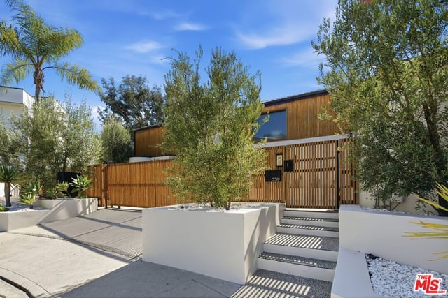 3319 Dona Lola Place, Los Angeles, CA 91604 — photo 7 of 72