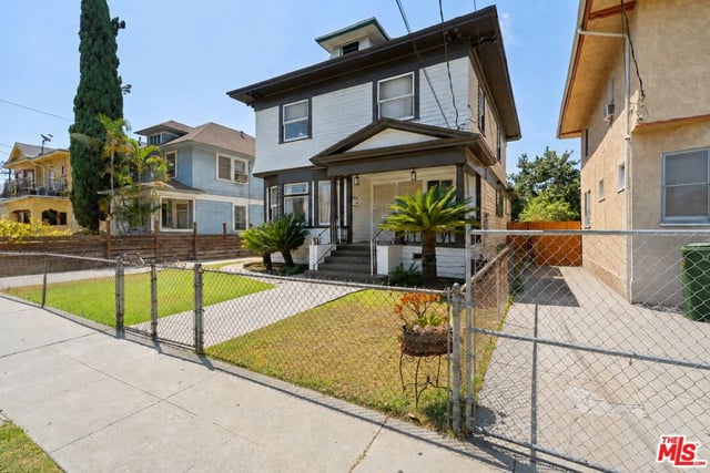 1030 W 20th Street, Los Angeles, CA 90007 — photo 3 of 21
