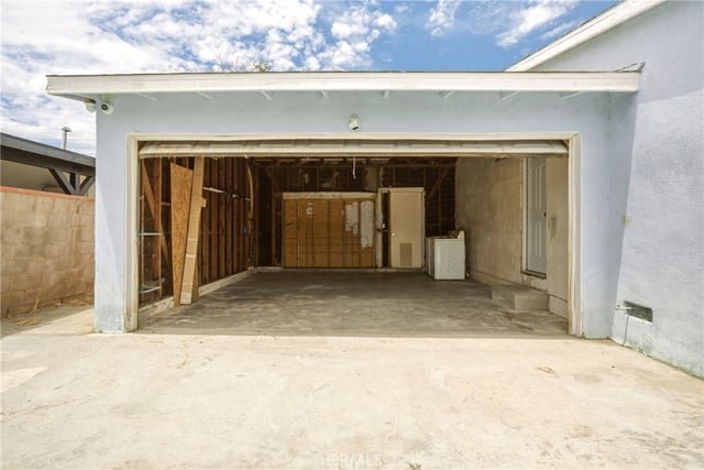 38587 E 9th Street, Palmdale, CA 93550 — photo 3 of 14
