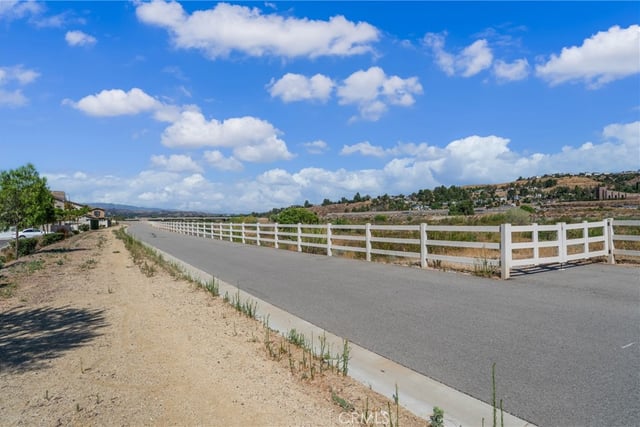 17016 Zion, Canyon Country, CA 91387 — photo 27 of 30