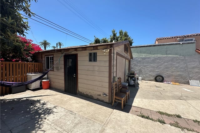 1116 W 78th, Los Angeles, CA 90044 — photo 14 of 15