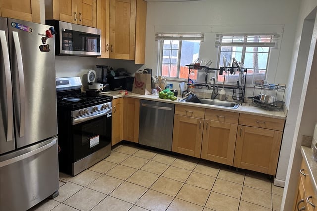 1116 W 78th, Los Angeles, CA 90044 — photo 4 of 15