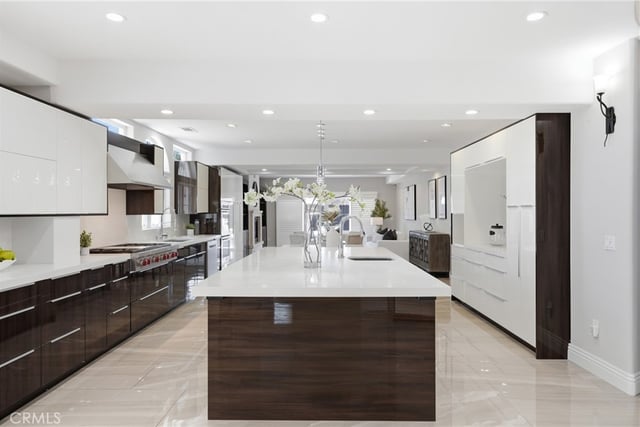 7220 W 80th, Los Angeles, CA 90045 — photo 12 of 75