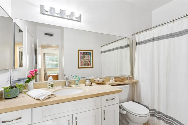 27612 Susan Beth Way C, Saugus, CA 91350 — photo 13 of 29