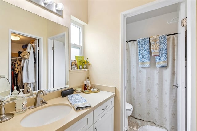 27612 Susan Beth Way C, Saugus, CA 91350 — photo 19 of 29