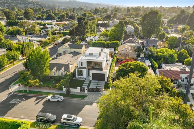 4209 Elmer, Studio City, CA 91602 — photo 14 of 48